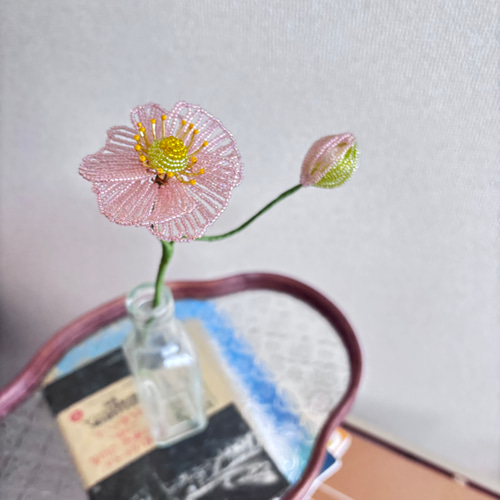 開花と蕾ポピー1輪の花】インテリア/ビーズフラワー/ピンク/雑貨