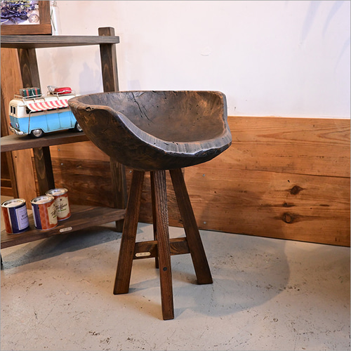 アンティークスツール こげ茶木目 レトロ アンティークスツール こげ茶木目 レトロ アンティークスツール こげ茶