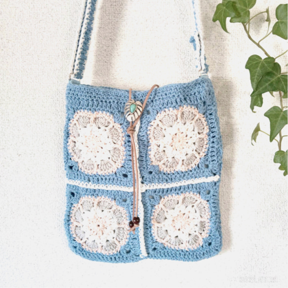 グラニースクエア ショルダーバッグ お花模様 ブルー ショルダーバッグ