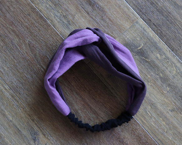 おうち時間のまとめ髪をお洒落に／ふわふわダブルガーゼトリプルカラーヘアバンド／パープル×ダスティパープル 7枚目の画像