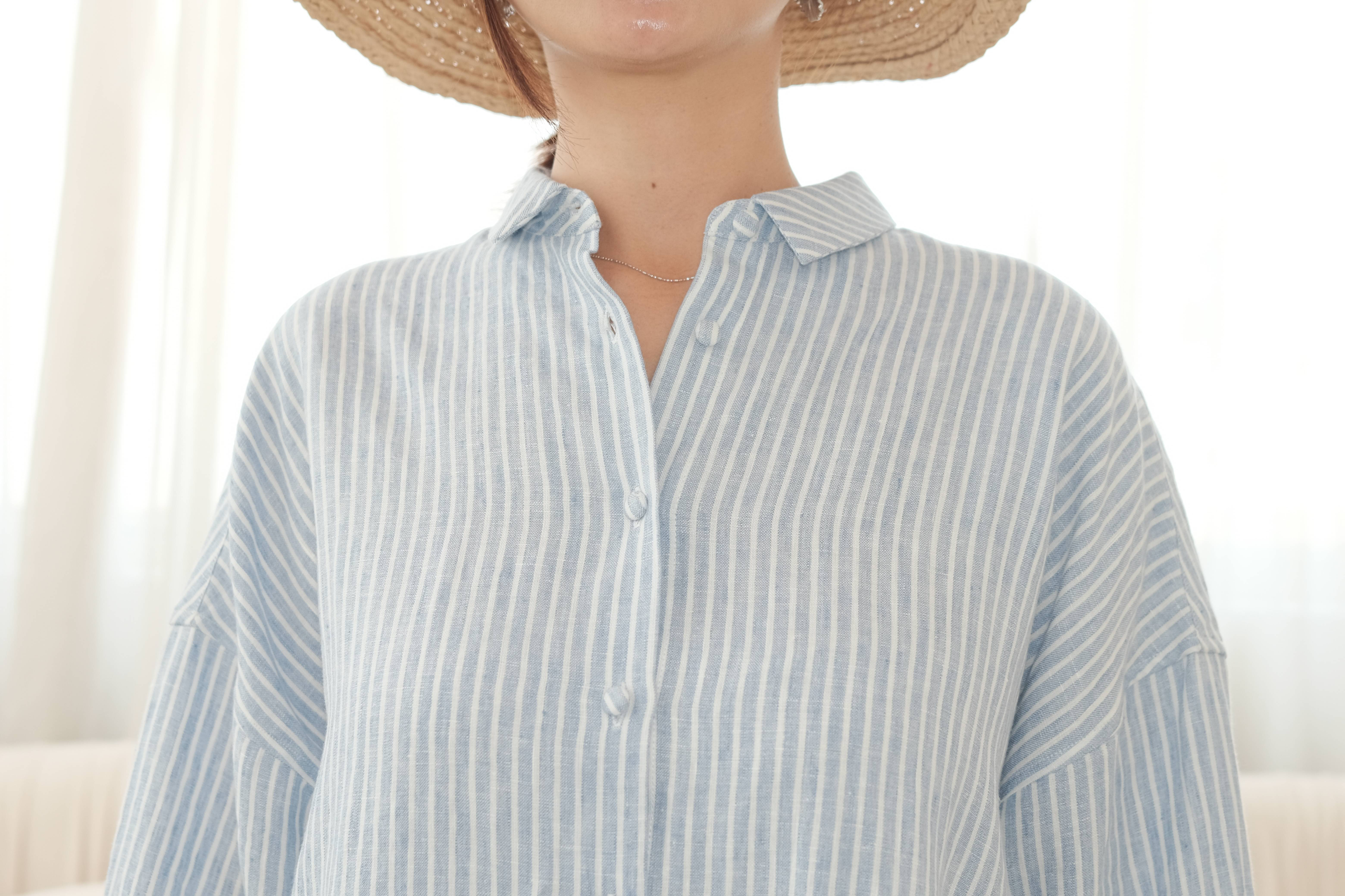 襟付きシャツ　リネン100％ ・ブルーストライプ