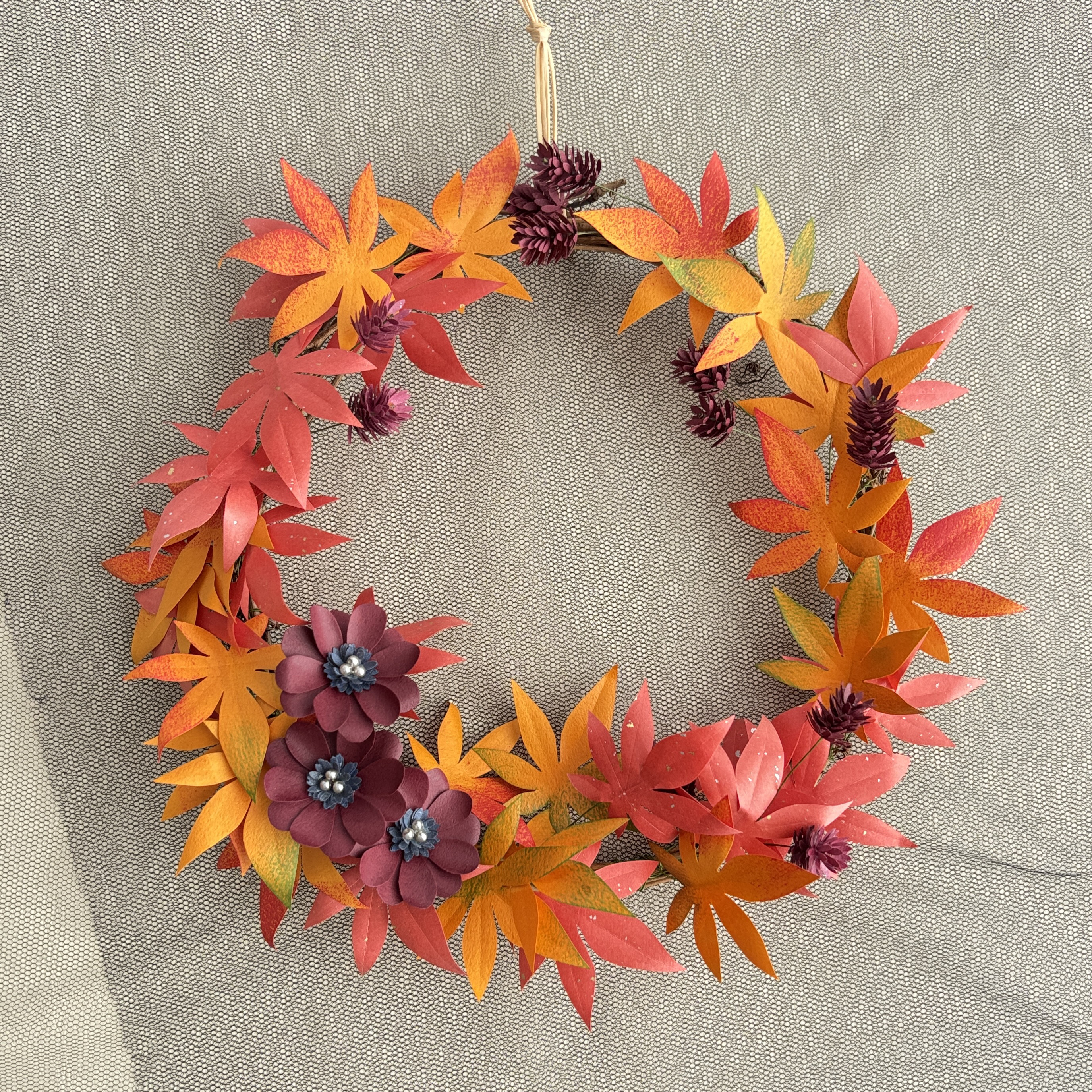 紅葉とチョコレートコスモスのリース ペーパーフラワーアート リース