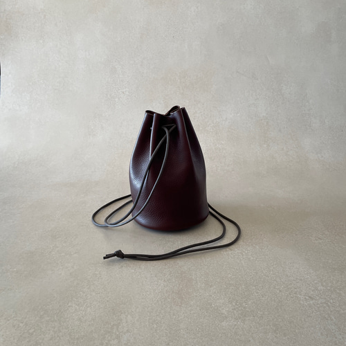 本革巾着バッグ ダークブラウン イタリアンレザー 巾着 焦茶 巾着