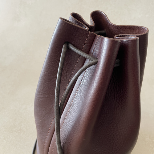 本革巾着バッグ ダークブラウン イタリアンレザー 巾着 焦茶 巾着