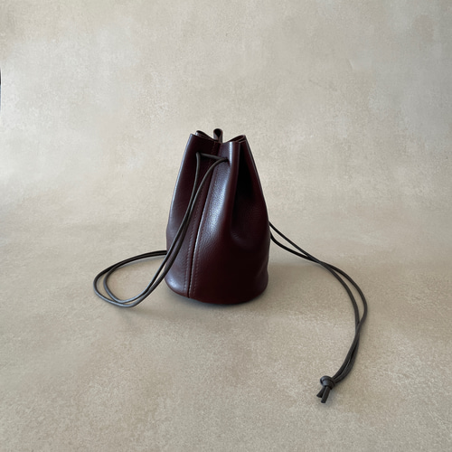 本革巾着バッグ ダークブラウン イタリアンレザー 巾着 焦茶 巾着