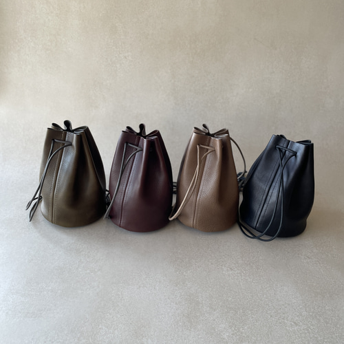 本革巾着バッグ ダークブラウン イタリアンレザー 巾着 焦茶 巾着