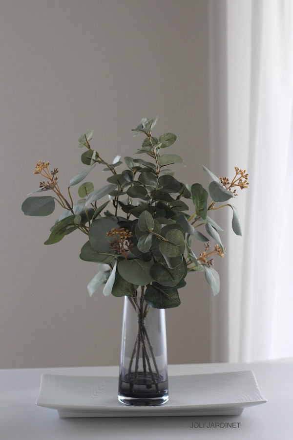 『マジカルウォーターアレンジ』ユーカリのバンチスタイル