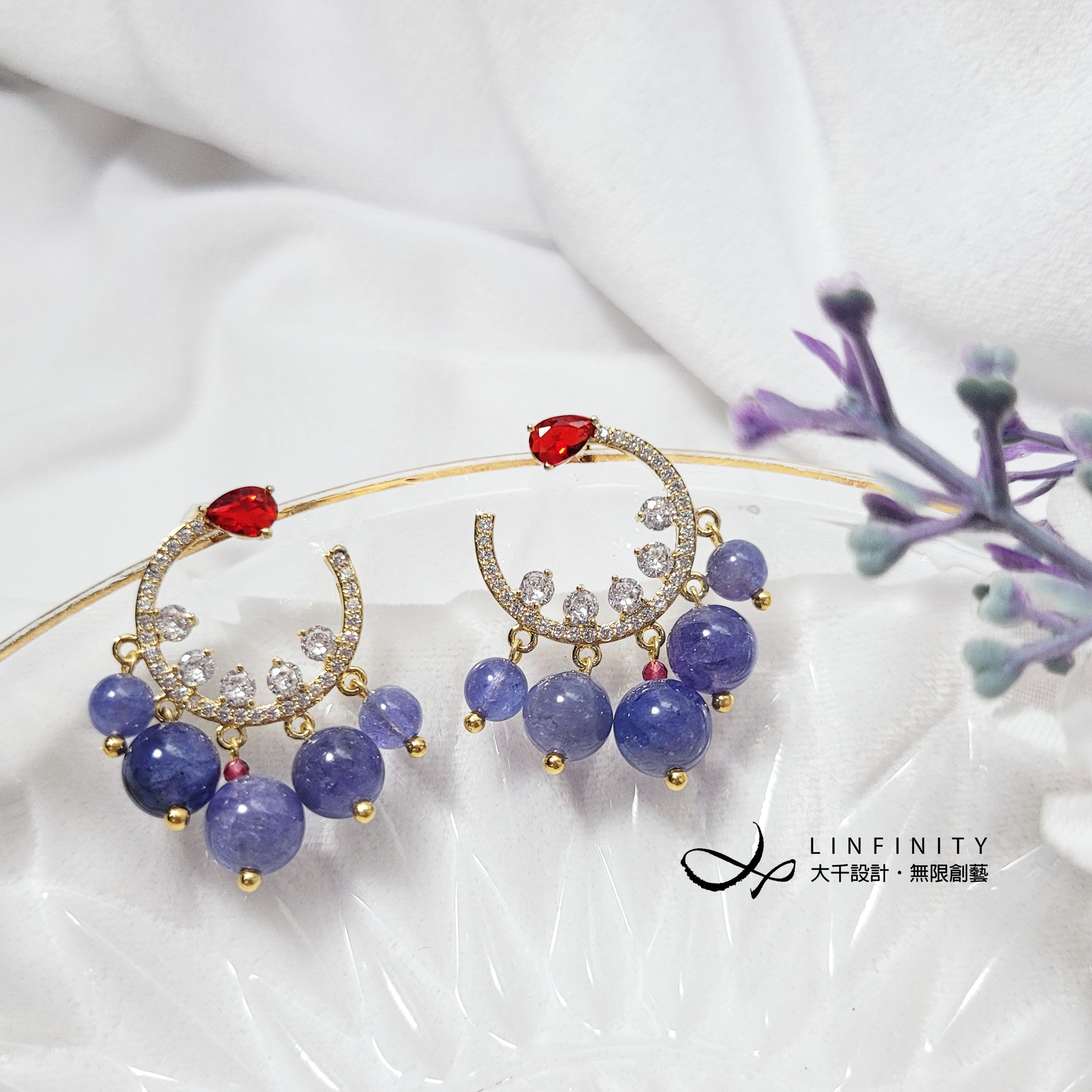 ✦❀ 新年のお祝いに | 宝石 50% オフ ❀✦ タンザナイトとラインストーンのイヤリング - 富、知恵、キャリアのためのユニ