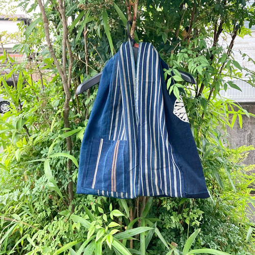 古布リメイク　ハンドメイド　藍染いろいろ　ワンハンドルトートバッグ 古布リメイク 手作り 藍染色々 雪ん子絣 型染め 縦型トート