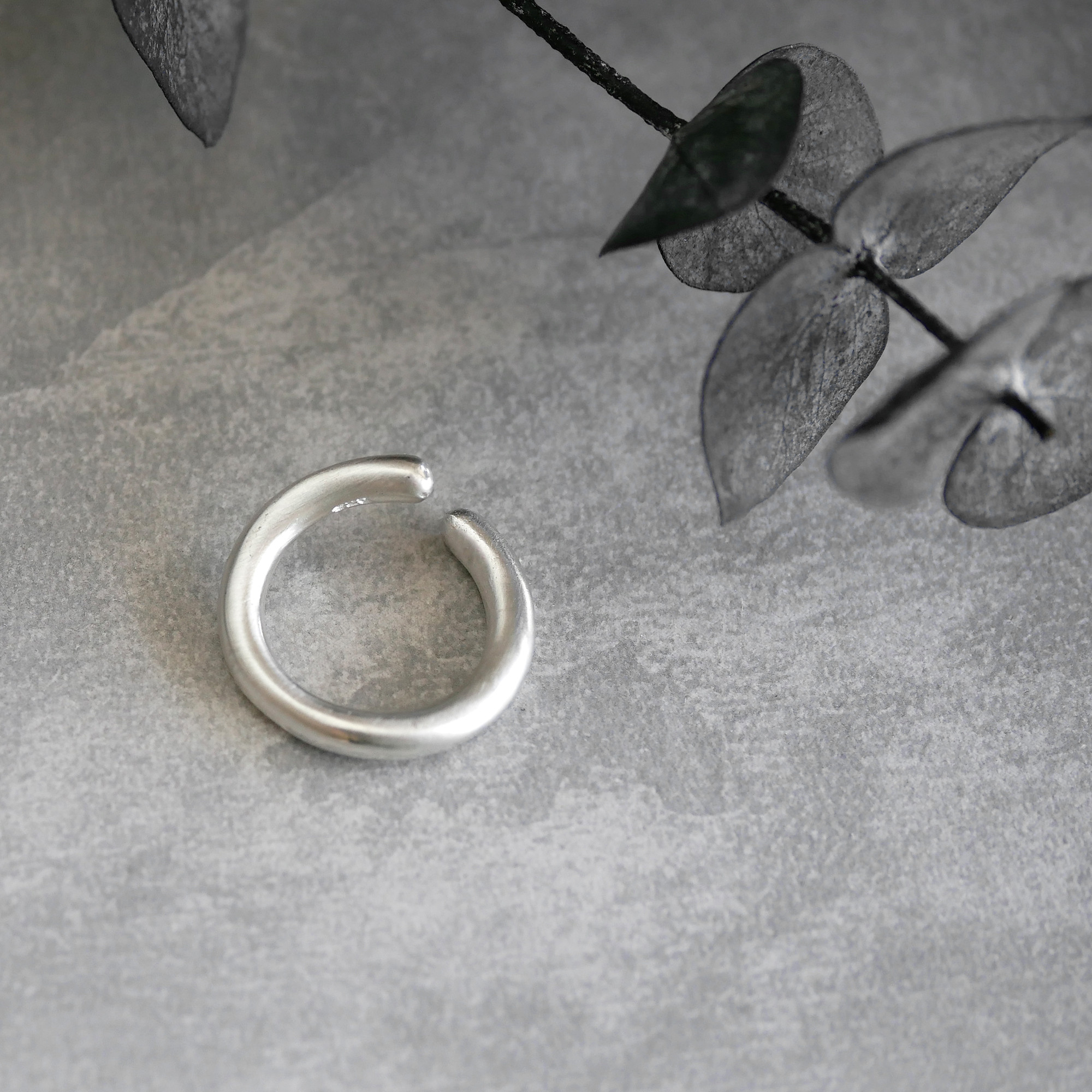 スリットイヤカフ マットプレーン / silver　C150