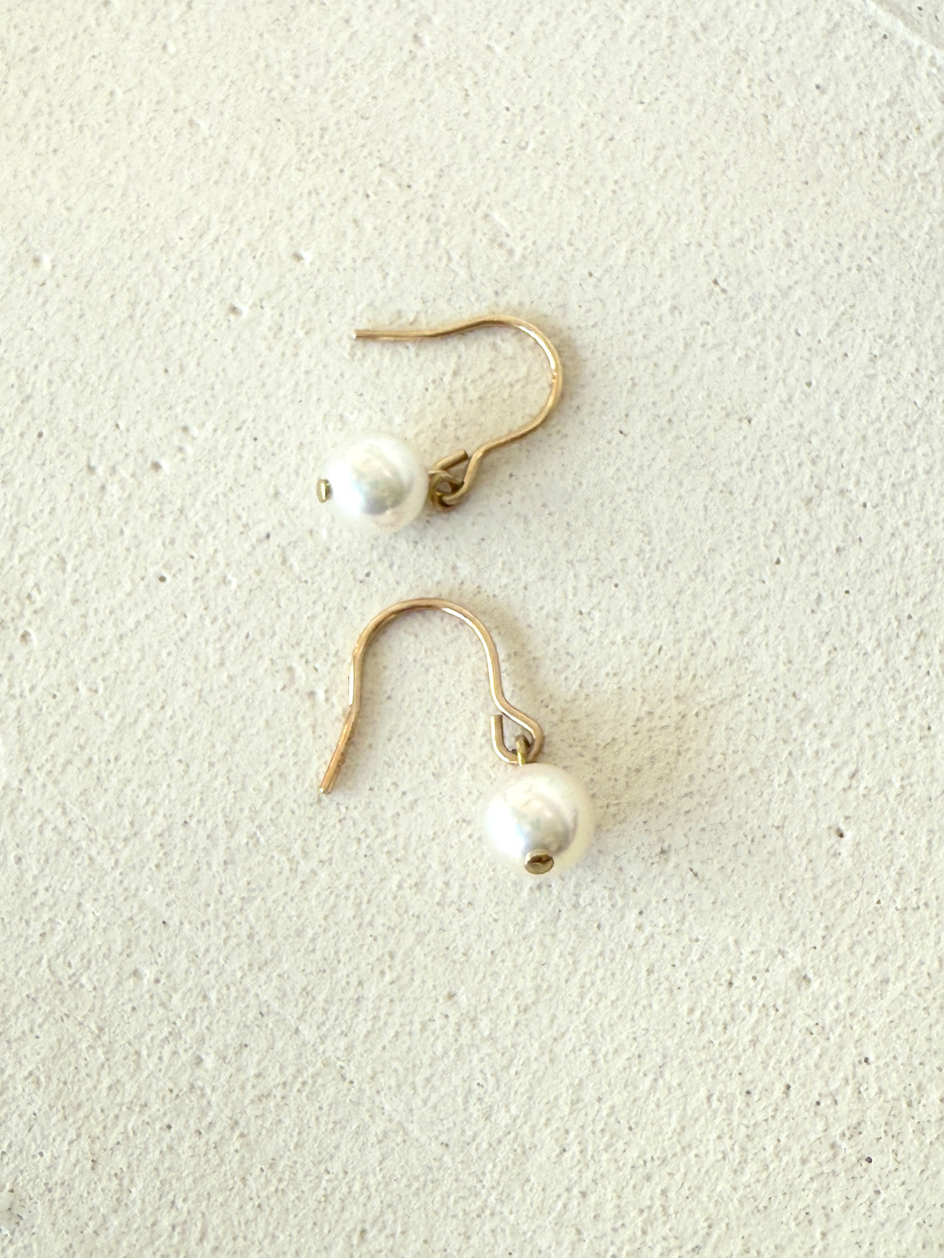 あこや本真珠　14kgfピアス ホワイトパールピアス　一粒ピアス　ぷちパールピアス