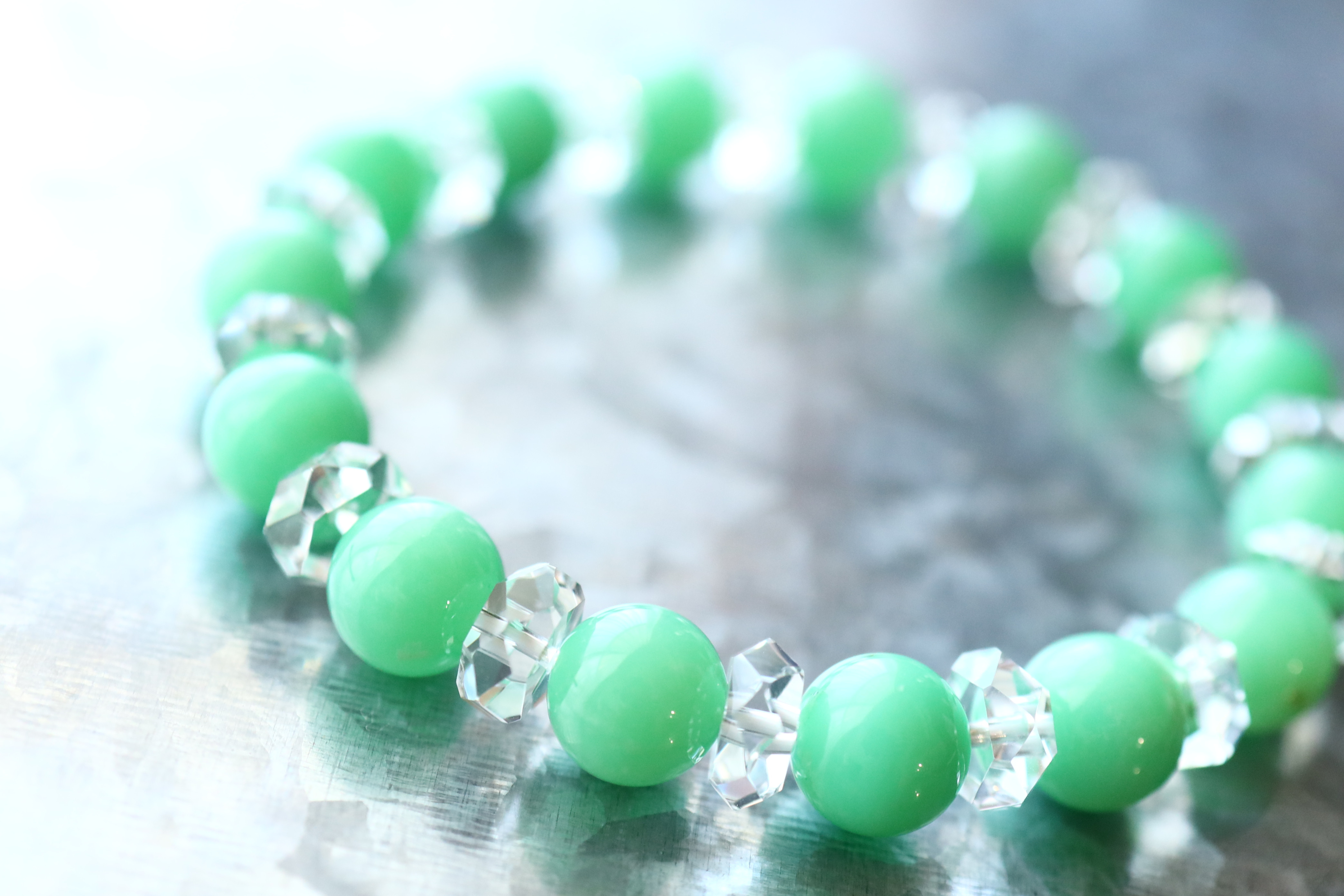 …☆プレミアムブレス☆…☆クリソプレーズ：約9ミリ＆水晶☆…☆天然石ブレスレット☆…