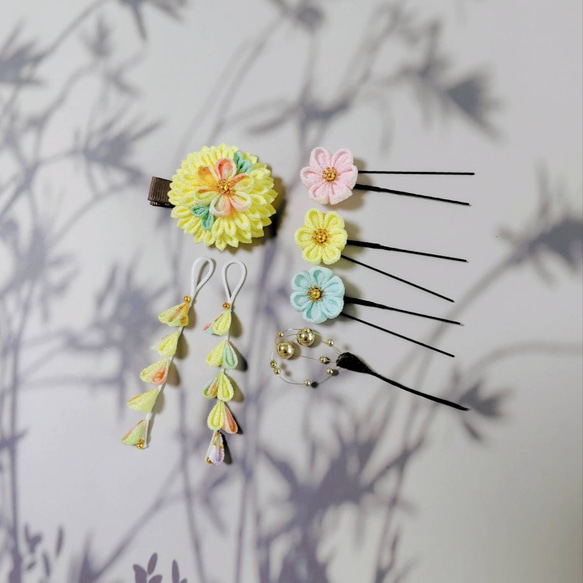 ☆和装ヘッドパーツセット☆　つまみ細工　下がり付き半くすヘアクリップ　七五三　3歳　7歳　初節句　成人式　和装 8枚目の画像