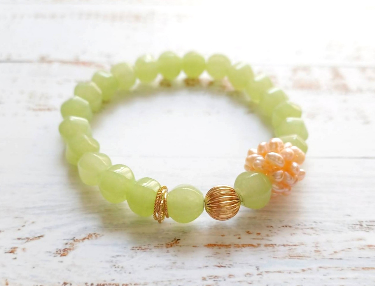 カルサイト × 淡水パール　ブレスレット　◆グリーン　ーふわり、彩りー