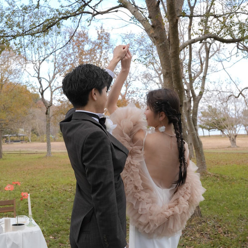 実例写真！トップス あんず色 ソフトチュール ふわふわ袖 前撮り 2次会  