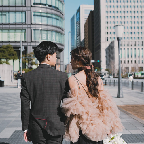 実例写真！トップス あんず色 ソフトチュール ふわふわ袖 前撮り 2次会  