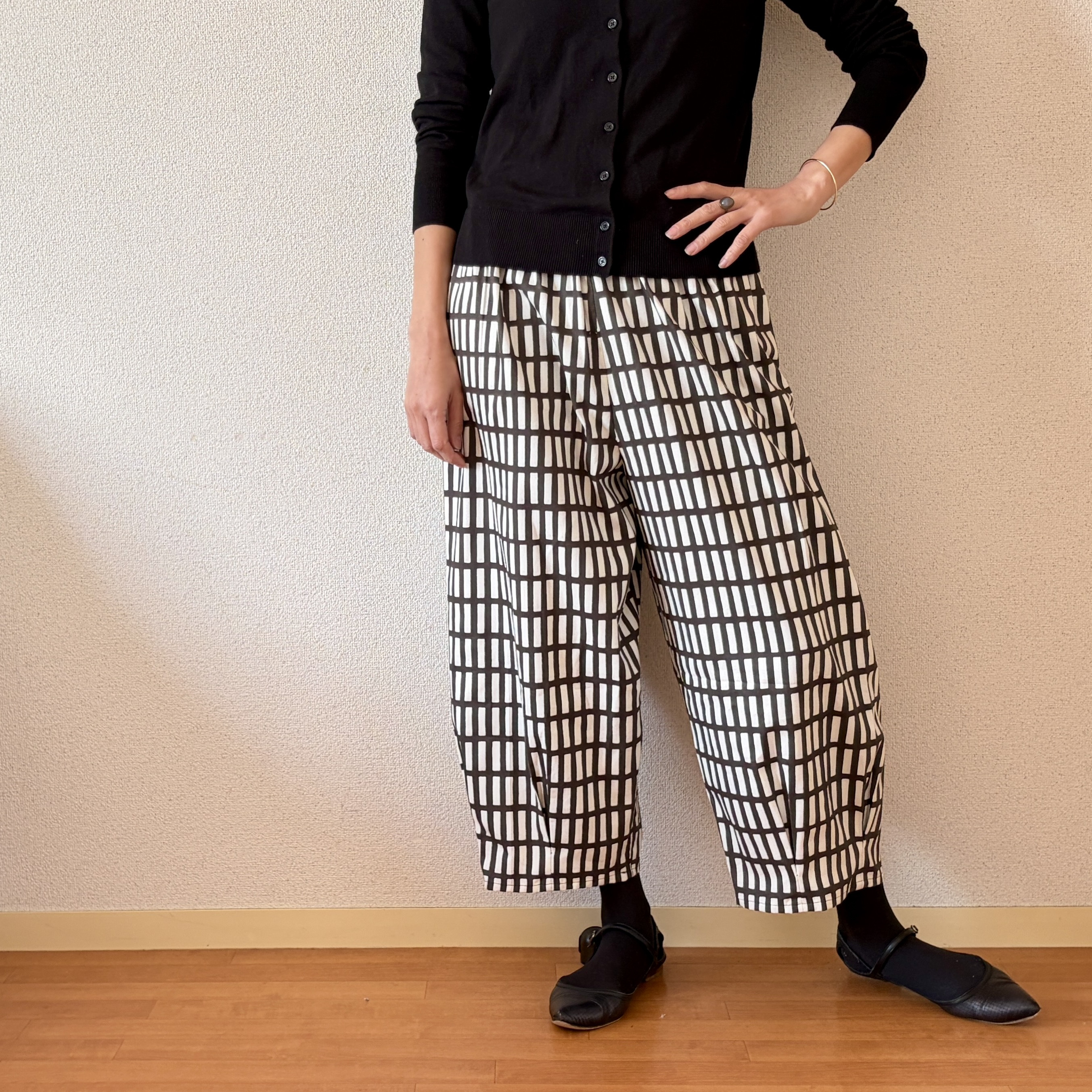 通年OK　大人気柄♪ゆったりパンツ♪バルーンパンツ／サーカスパンツ　ウエスト変更可