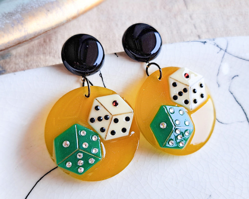 シータイル レトロモダン ピアス イヤリング レトロ ツインダイス ピアス・イヤリング 【マンゴー】Retro Twin Dice