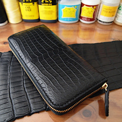 オーダー】100万円がすっぽり入る手縫いのダイヤモンドパイソン長財布