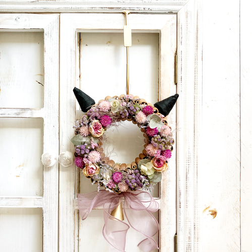 甘ずっぱい、いたずら子ネコの春色リース 春リース 黒猫 春インテリア