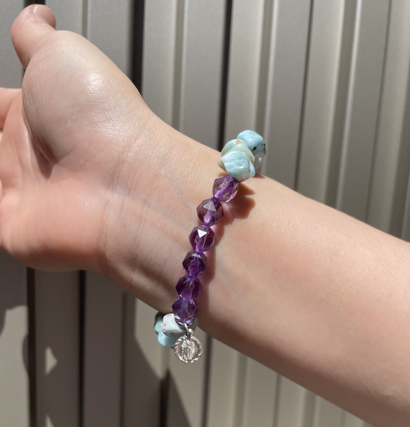 チョコレート　ラリマーとアメジストのブレスレット 2枚目の画像