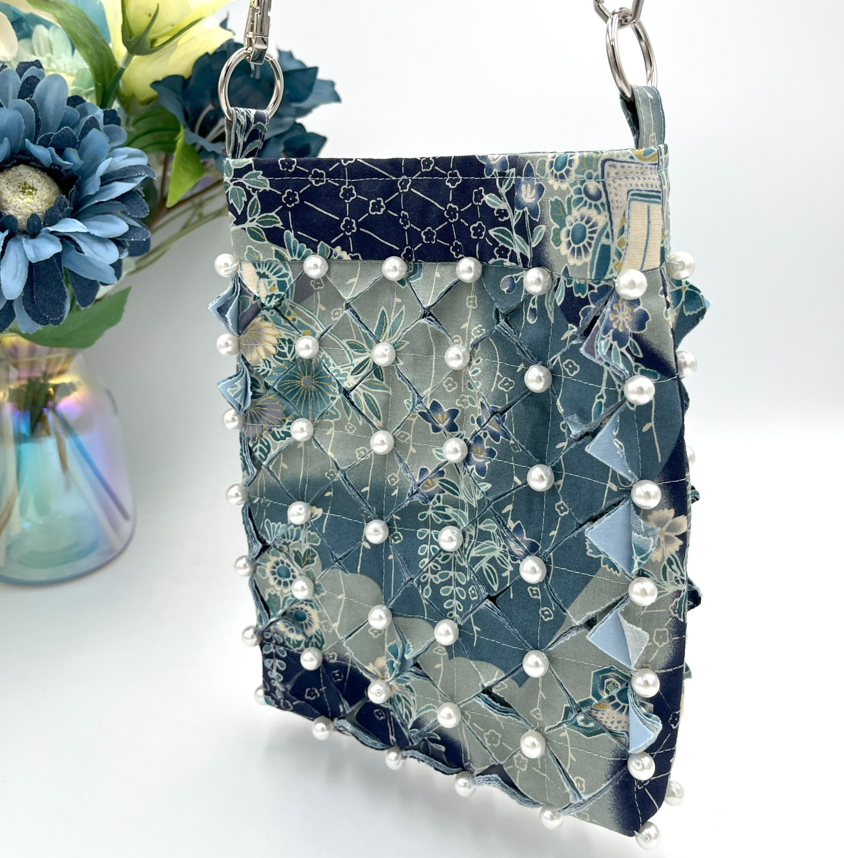 携帯POUCH『BlueGray和柄＆水色×White』　ショルダーポーチ 6,035円