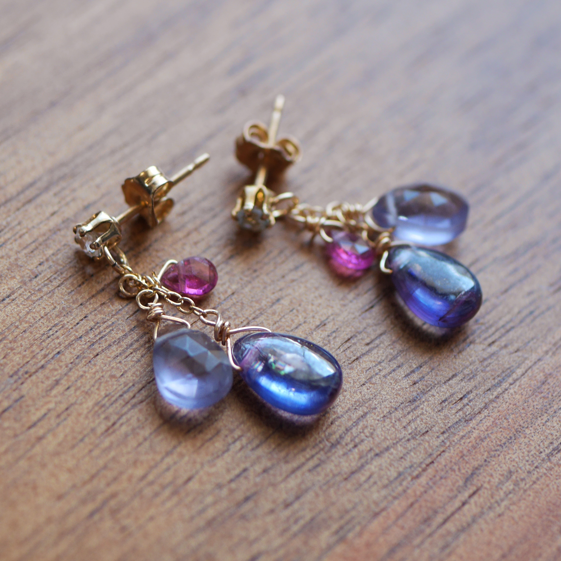 ピアス☆宝石質カイヤナイト・ホワイトトパーズ・ルベライト_220717