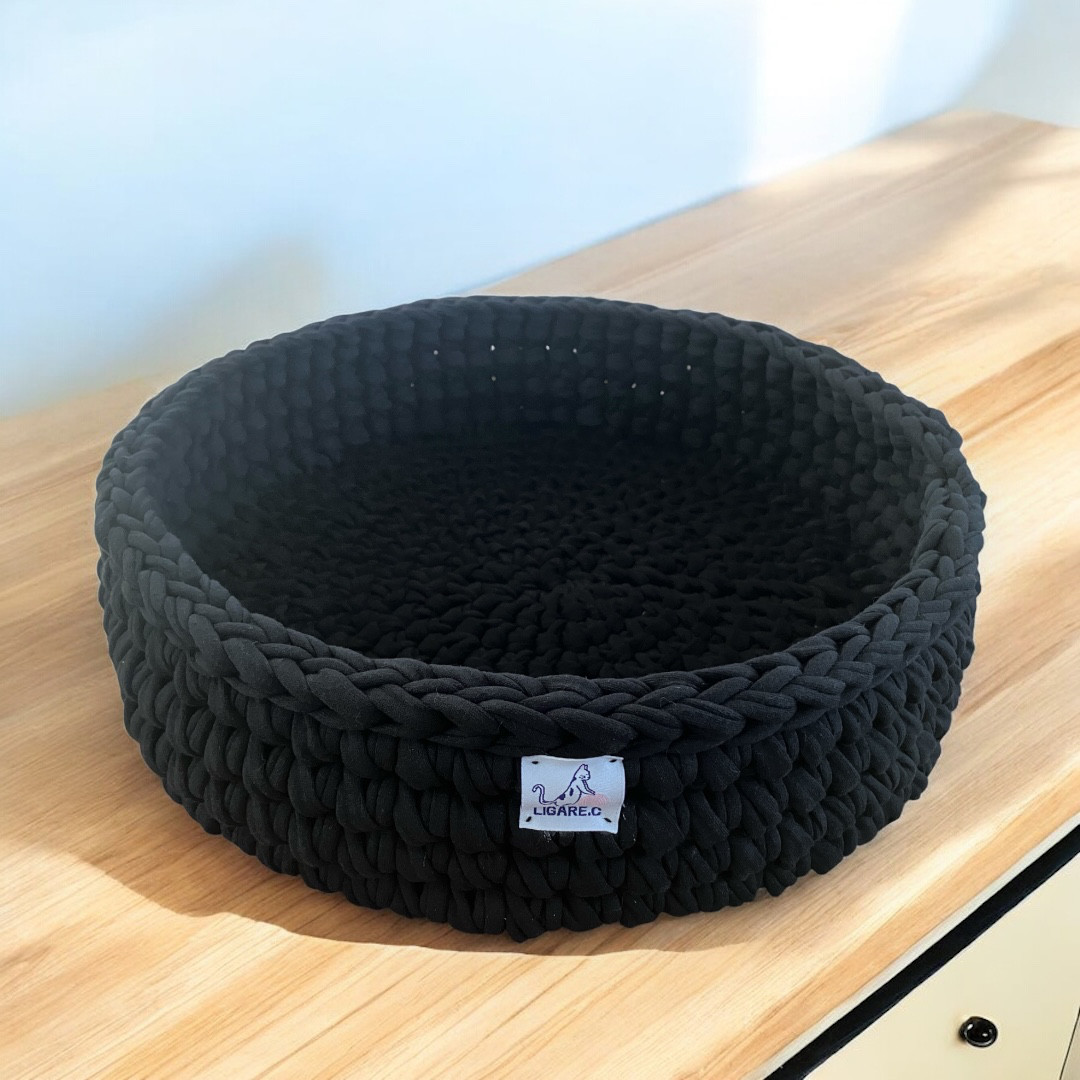 ✻受注生産✻インテリアにも✨漆黒のCatbed