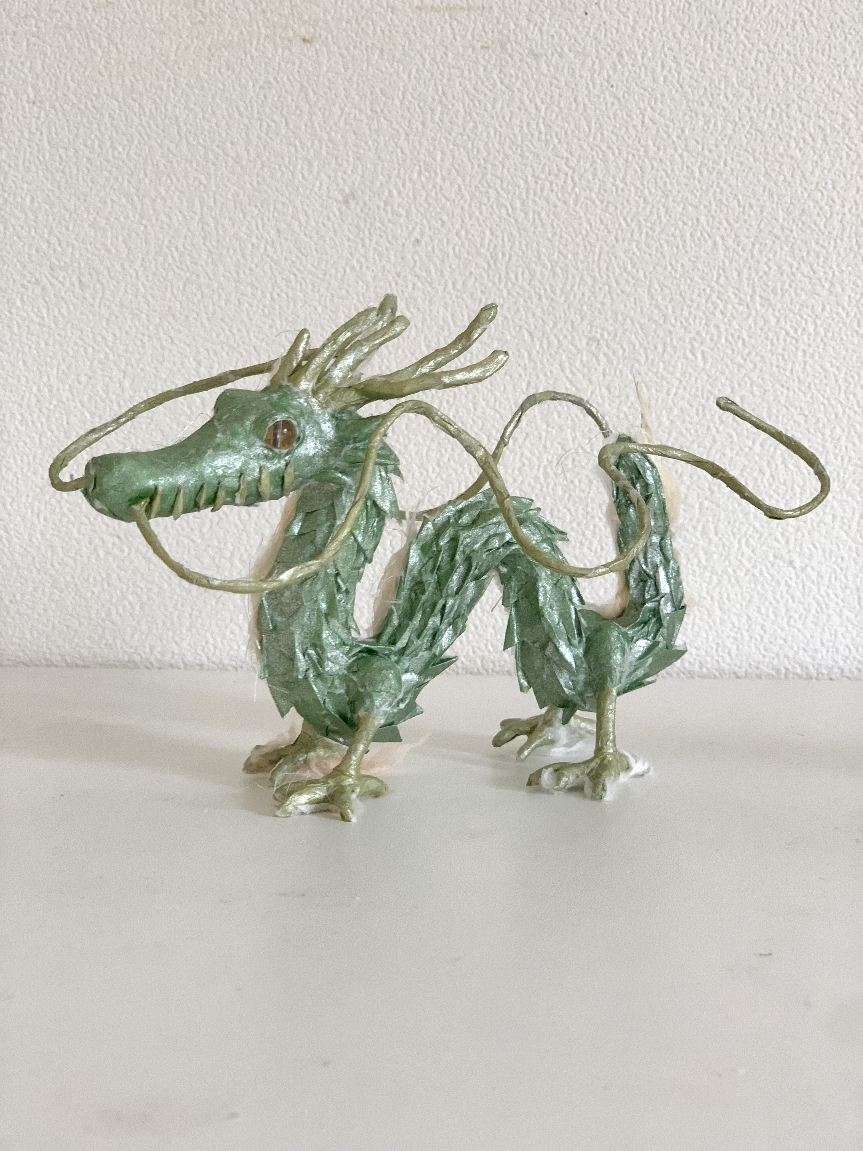 和紙のメタリックドラゴン