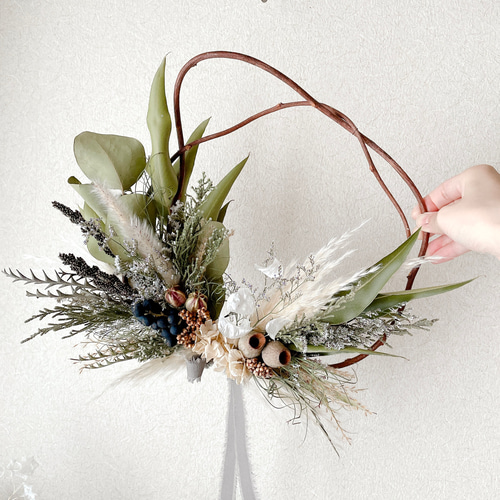 ドライフラワーのリース ユーカリ ベルガムナッツ つる スワッグ riisi