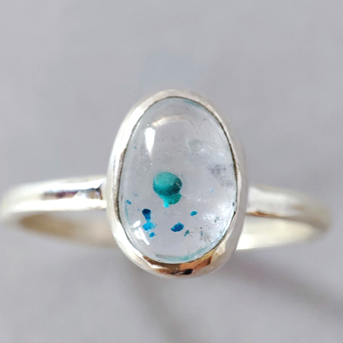 1点もの】パライバクォーツ/ギラライトインクォーツ/水色/透明/くらげ