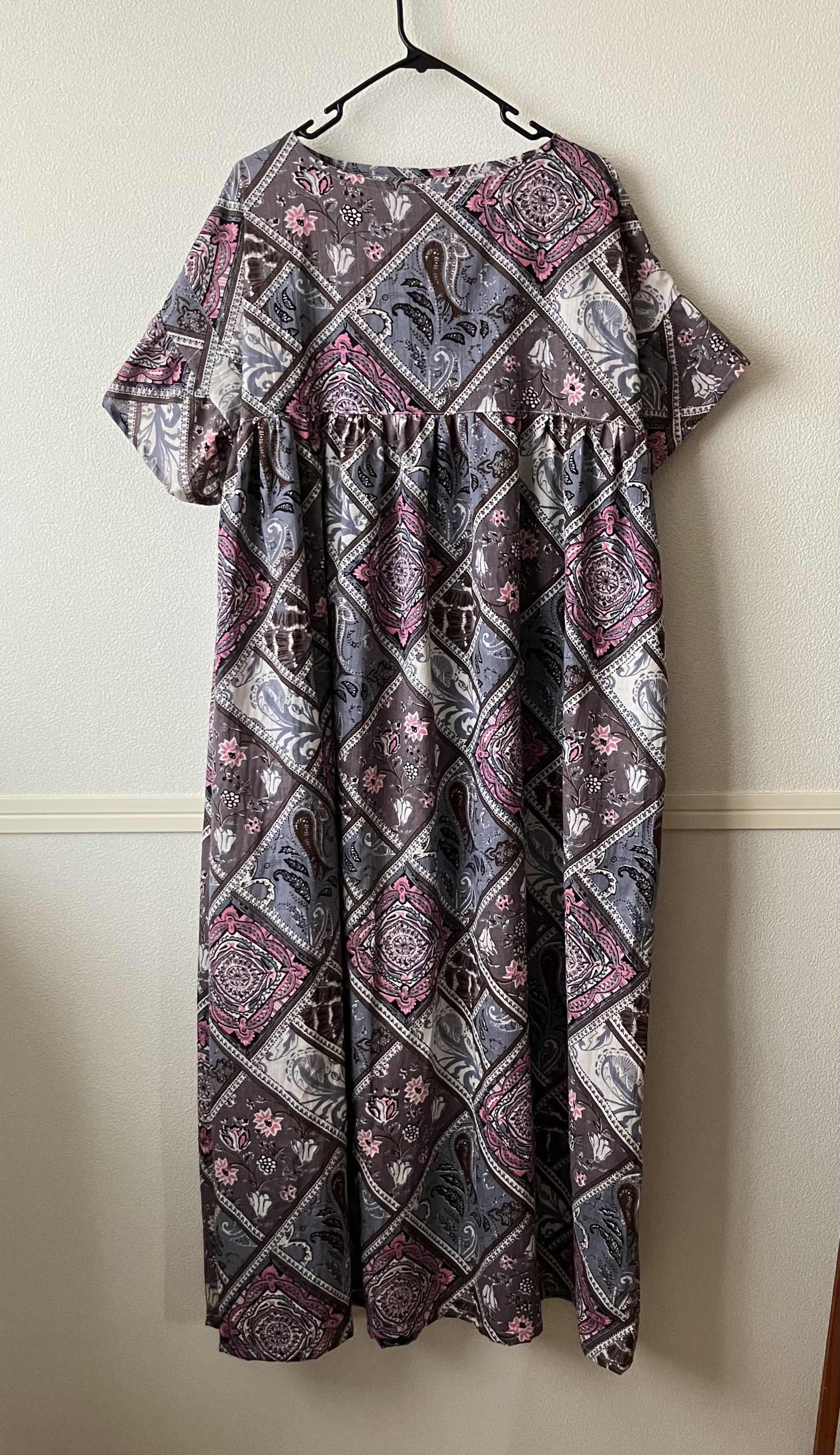 ハンドメイド半袖ワンピース