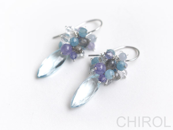 空色 さわやか トパーズと アクアマリン 天然石の ピアス/ SV925