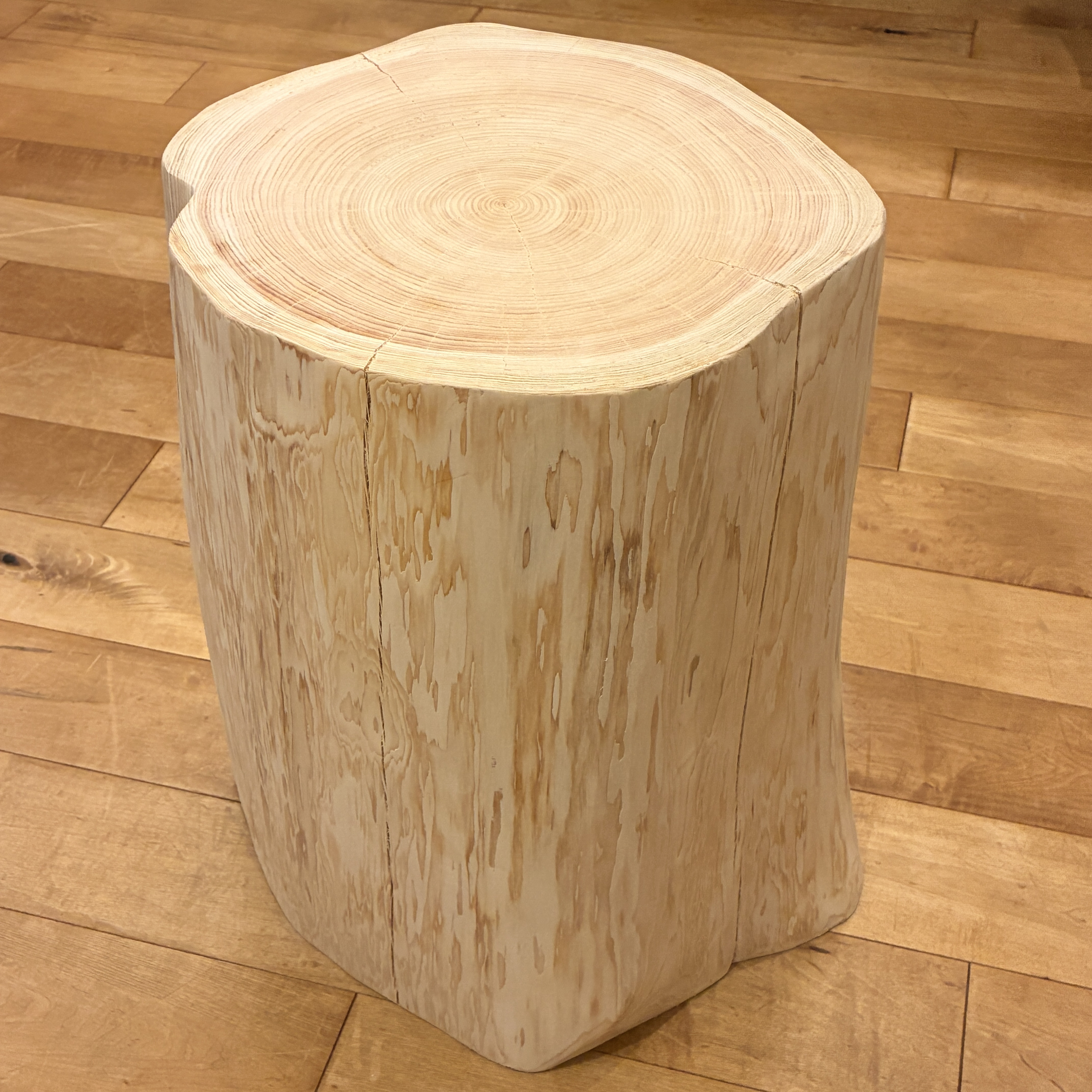 Hinoki  Wood  Stool  No.1347
