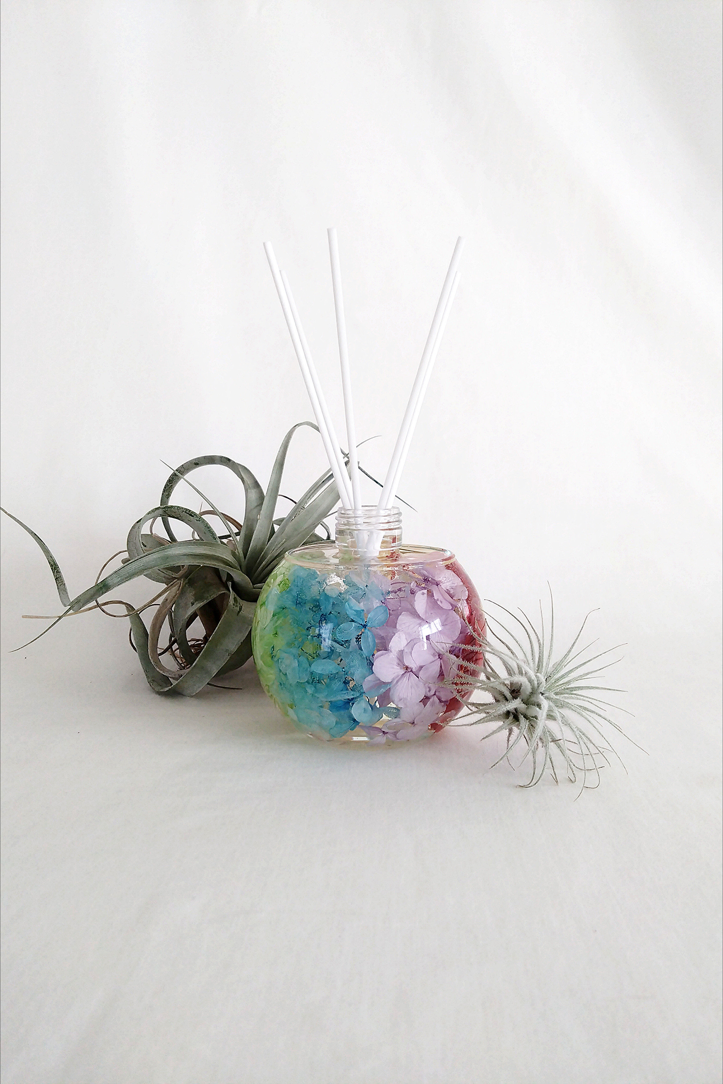 固まるハーバリウムディフューザー レインボー