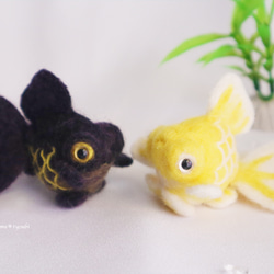 羊毛フェルト　金魚　琉金　オブジェ 羊毛フェルト金魚 口紅琉金 立体・オブジェ deme＊tyoubi 通販