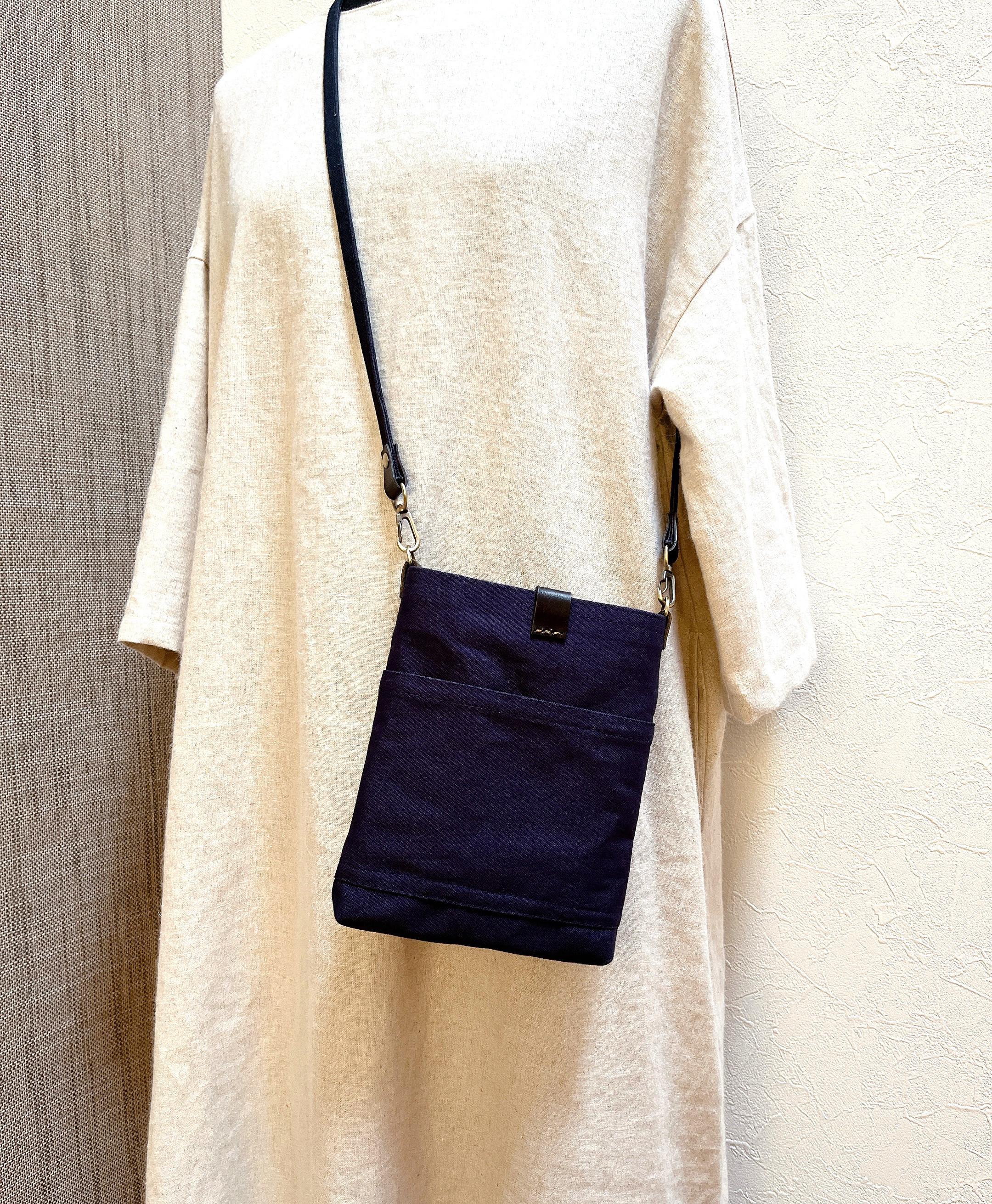 こぎん刺し スマホショルダー スマホポシェット