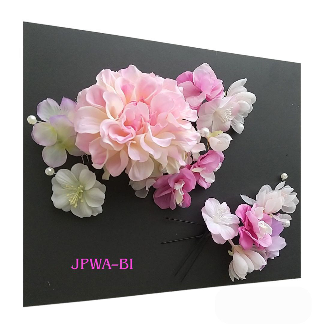 国産髪飾り・ヘッドドレス//和洋OK/着物・カラードレス/成人式・結婚式・卒業式袴/アーティフィッシャルフラワー/ピンク