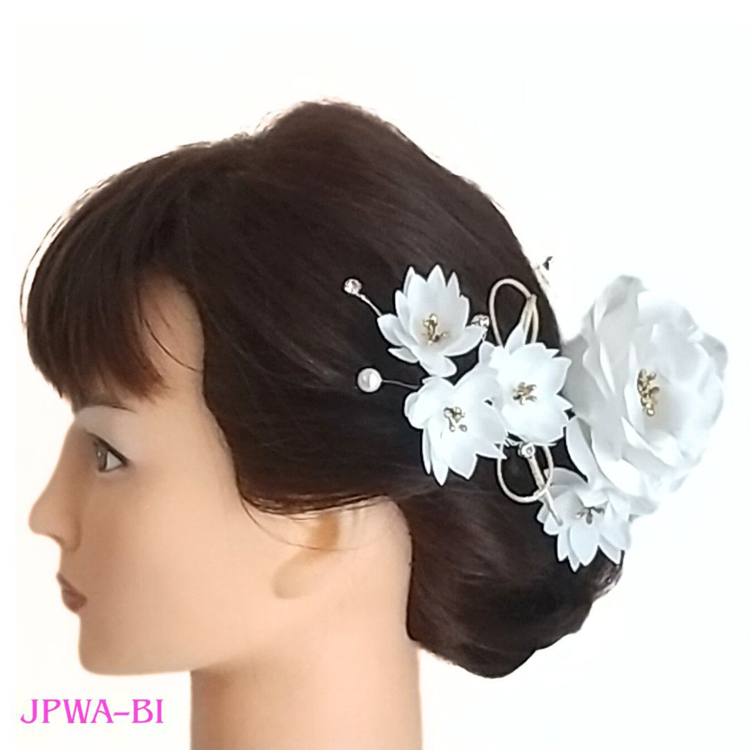 国産髪飾り//バラ・小花MIX飾り/着物・ウエディングドレス/白ヘッドドレス/結婚式・成人式/パッケージ入り