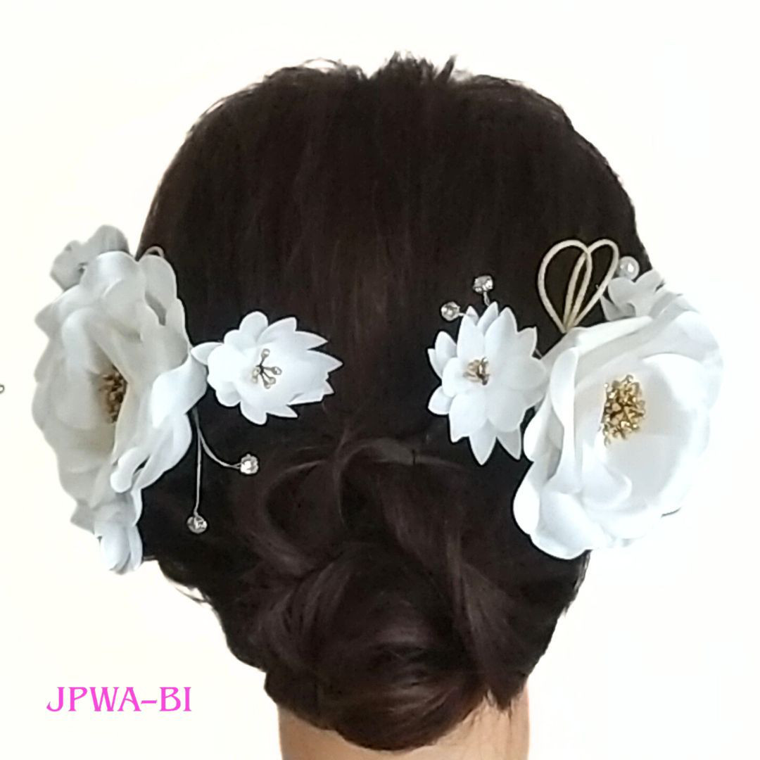 国産髪飾り//バラ・小花MIX飾り/着物・ウエディングドレス/白ヘッドドレス/結婚式・成人式/パッケージ入り