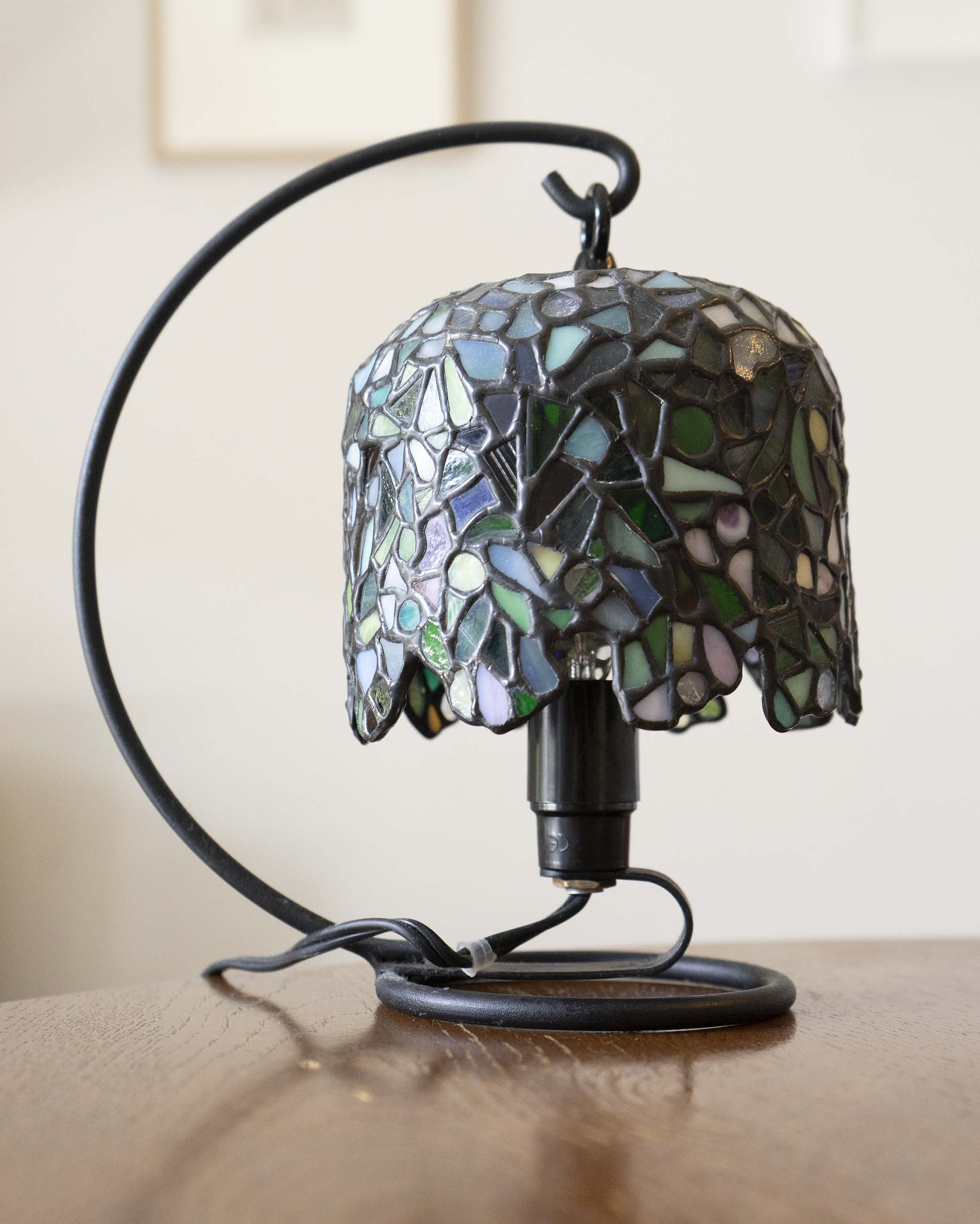 ステンドグラス　テーブルランプ
