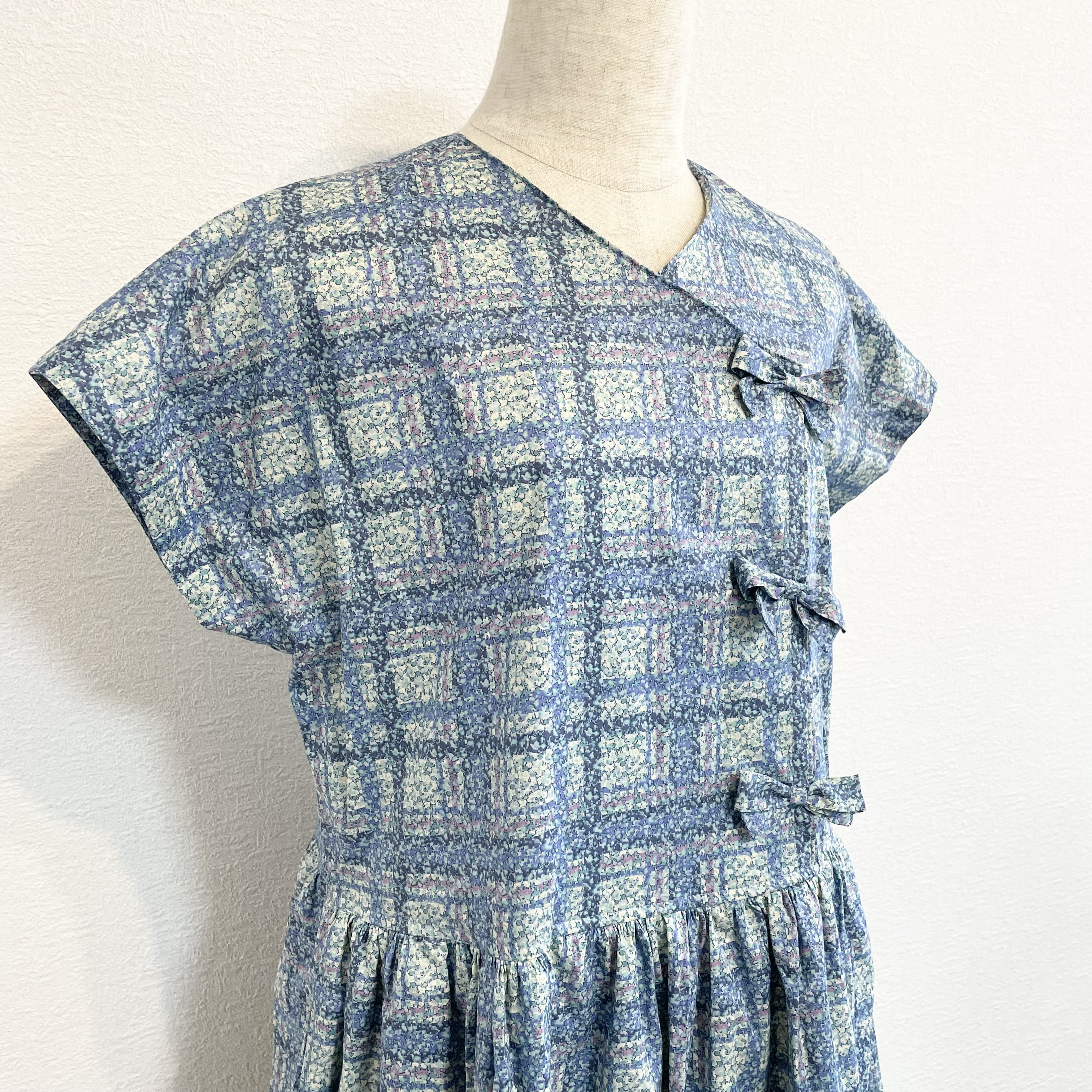 リバティ生地＊カシュクール風ワンピース（コバイン）