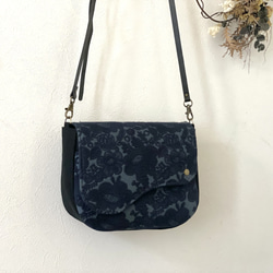 ⚮̈ミナペルホネン jungle relief シプリバッグ 巾着ショルダー
