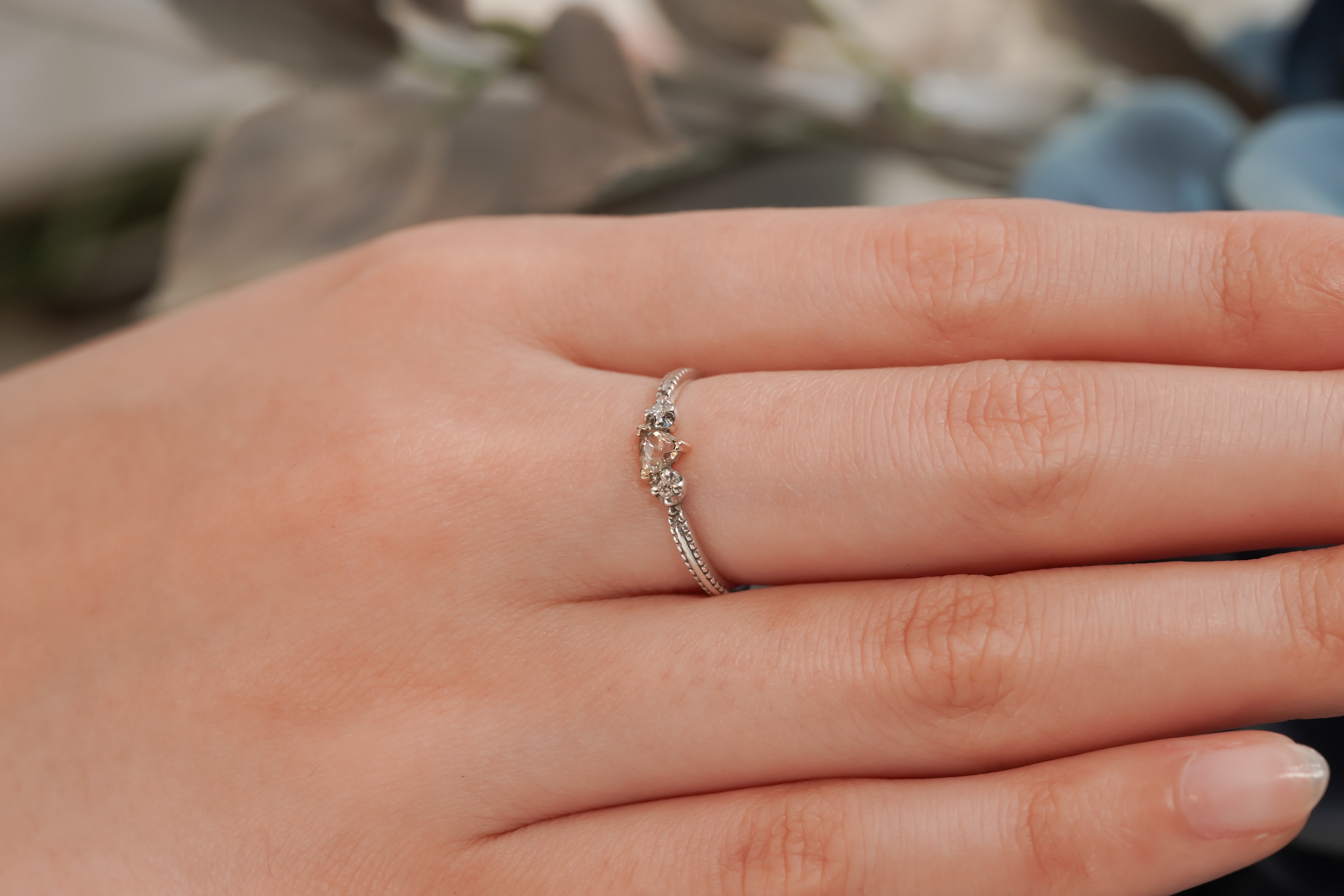 ”K18YG×シルバー” トリリアント ローズ カット 天然ダイヤモンド リング