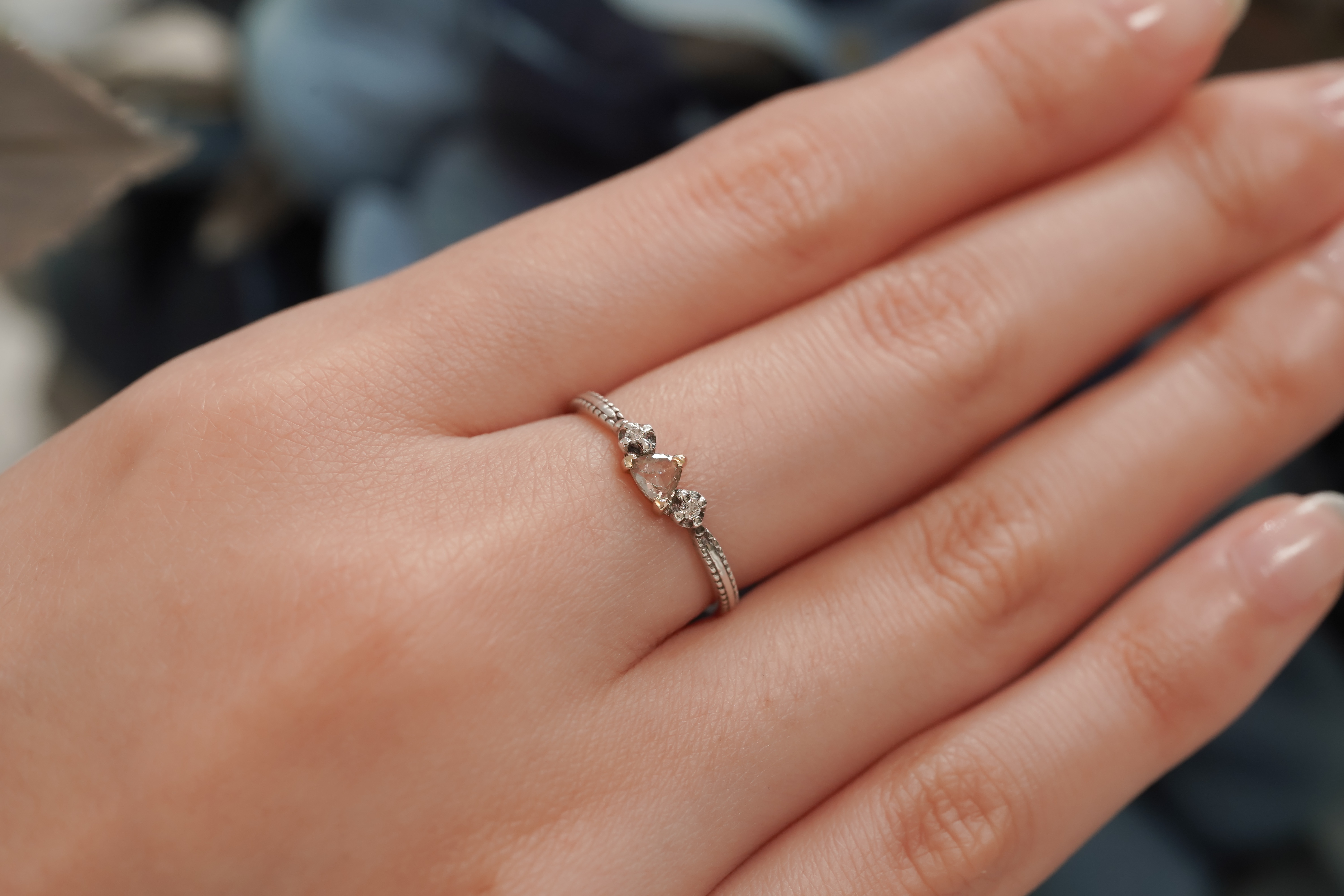 ”K18YG×シルバー” トリリアント ローズ カット 天然ダイヤモンド リング