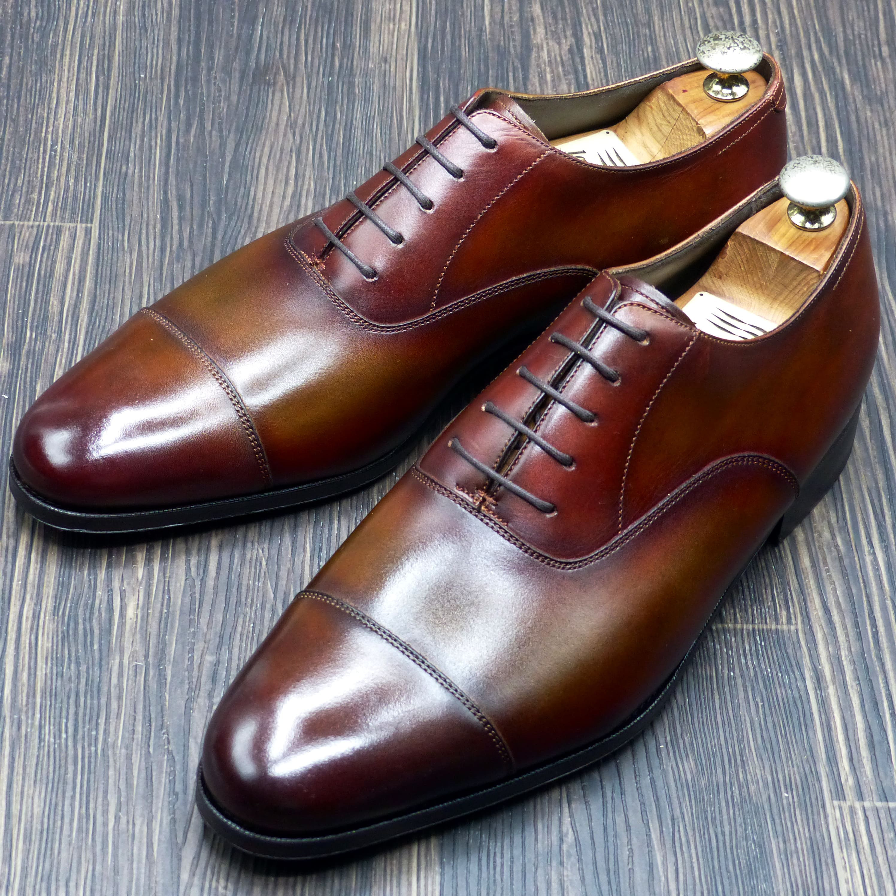 【3Dパターン・フルマッケイ製法】FZ-270 26.0cm レッド・ブラウン パティーヌ仕上げ  ホールカット