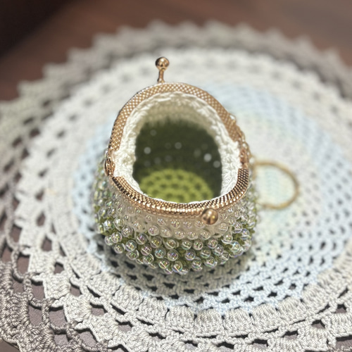 魅惑のピンクさん専用 ✨キラキラビーズがま口［抹茶ミルク］ がま口