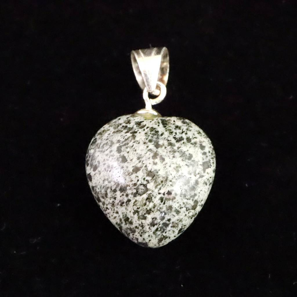 H&E社 ガーディアナイト 15mmハート ペンダント  2.8g #36693