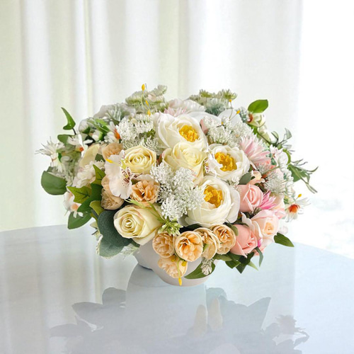 光触媒フラワー 咲き誇るバラのフレンチアレンジメント【Mサイズ