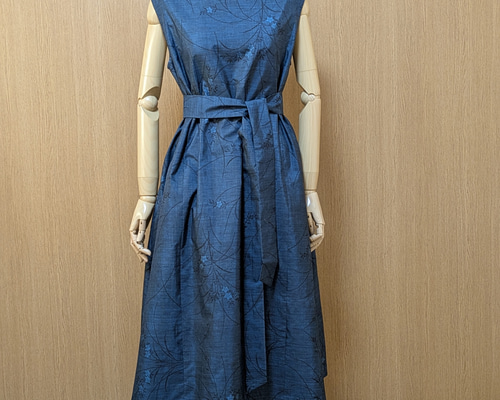 着物リメイク☆410大島紬ピンタックワンピース／サイズL SOLD 着物リメイク ワンピース 大島紬 L〜LLの通販 by Yumi's